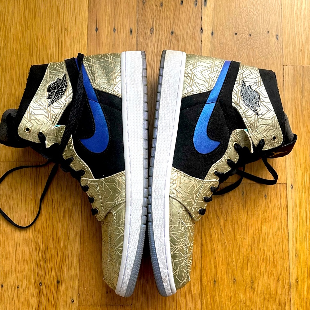 Jordan 1 CMFT gold laser